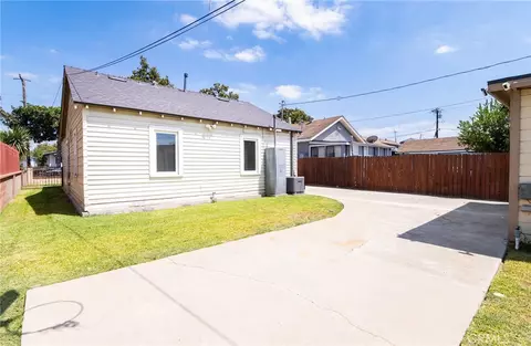 Exterior - 237 S 5th, Montebello, CA 90640 photo 8 of 10