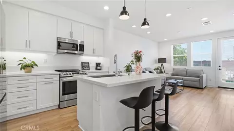 2560 Valentina, Commerce, CA 90040