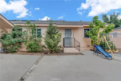 7745 Radford, North Hollywood, CA 91605