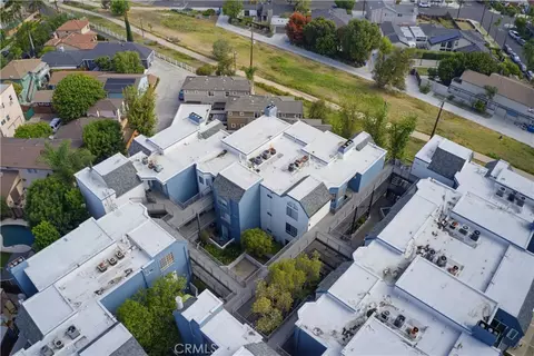 View/Area - 4623 E 4th #6, Long Beach, CA 90814 photo 7 of 7