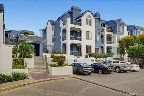 Exterior - 4623 E 4th #6, Long Beach, CA 90814 photo 12 of 14