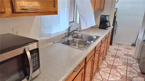Kitchen - 3661 Seabright Ave, Long Beach, CA 90810 photo 2 of 2