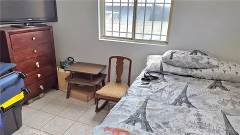 Bedroom - 3661 Seabright Ave, Long Beach, CA 90810 photo 2 of 4
