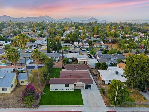 View/Area - 5571 Central Ave, Riverside, CA 92504 photo 2 of 3