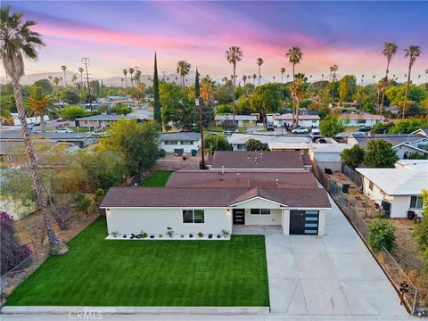 View/Area - 5571 Central Ave, Riverside, CA 92504 photo 1 of 3