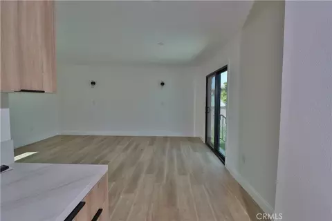 1921 W 94th St, Los Angeles, CA 90047