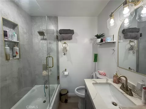 Bath - 1101 W 152nd, Compton, CA 90220 photo 3 of 11