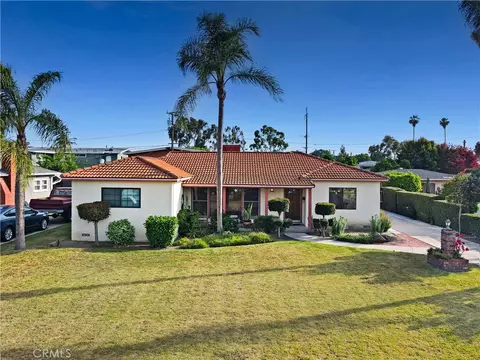 7710 Dinsdale St, Downey, CA 90240