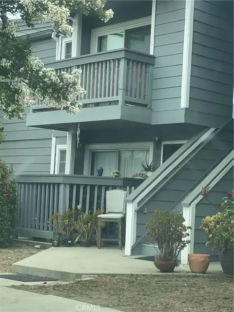 9714 Sepulveda Blvd #111, North Hills, CA 91343