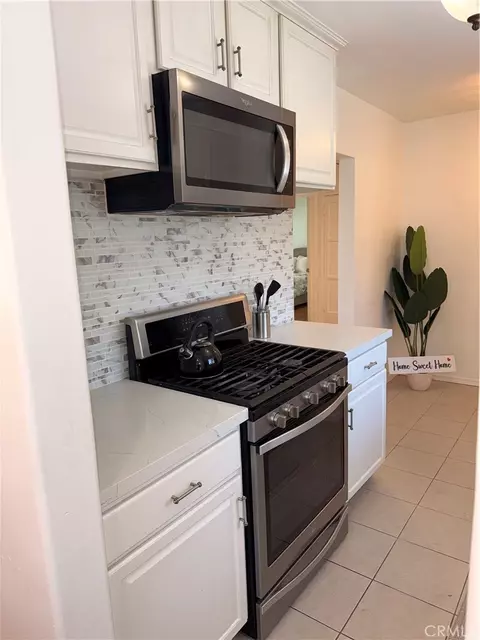 Kitchen - 9714 Paramount, Downey, CA 90240 photo 4 of 6
