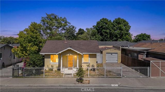 512 S Willowbrook Ave, Compton, CA 90220