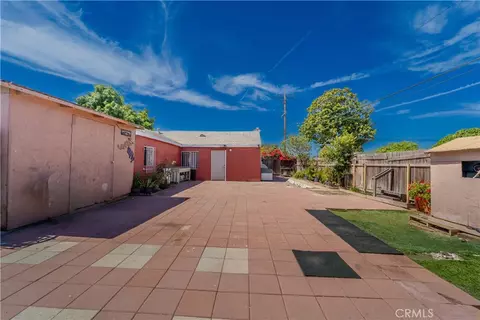 Exterior - 201 N Harris, Compton, CA 90221 photo 4 of 8