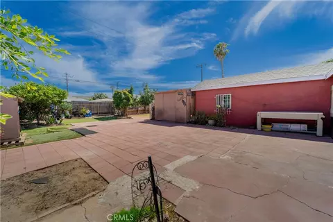 Exterior - 201 N Harris, Compton, CA 90221 photo 5 of 8