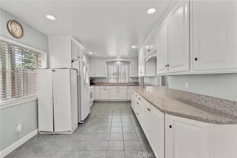 Kitchen - 2691 Grayson Ct, Simi Valley, CA 93065 photo 1 of 5