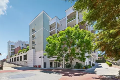 3740 Santa Rosalia #402, Los Angeles, CA 90008