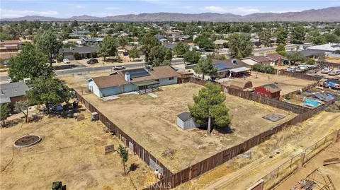 View/Area - 21021 Geronimo, Apple Valley, CA 92308 photo 4 of 9