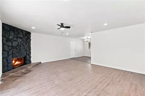 Living - 21021 Geronimo, Apple Valley, CA 92308 photo 3 of 4