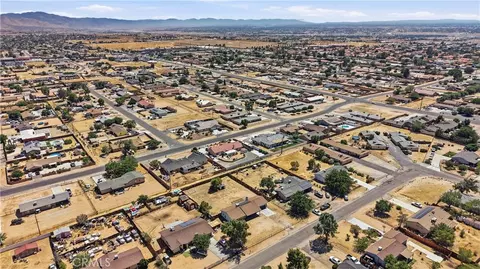 View/Area - 21021 Geronimo, Apple Valley, CA 92308 photo 1 of 9