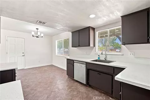 Other - 21021 Geronimo, Apple Valley, CA 92308 photo 6 of 8