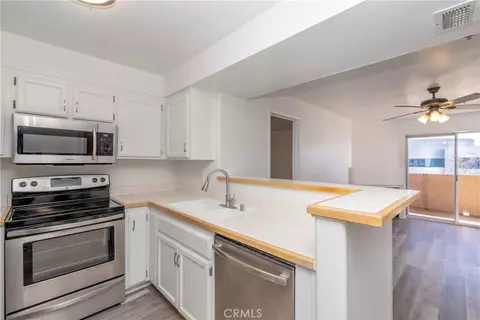 11410 Brookshire #319, Downey, CA 90241
