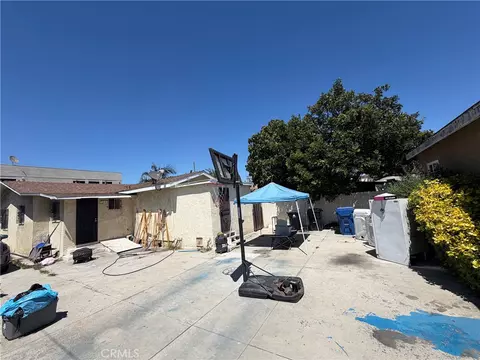 652 W 87th, Los Angeles, CA 90044