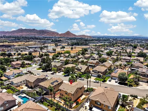View/Area - 289 Kieswetter, Colton, CA 92324 photo 2 of 6