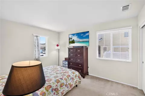 Bedroom - 289 Kieswetter, Colton, CA 92324 photo 1 of 7