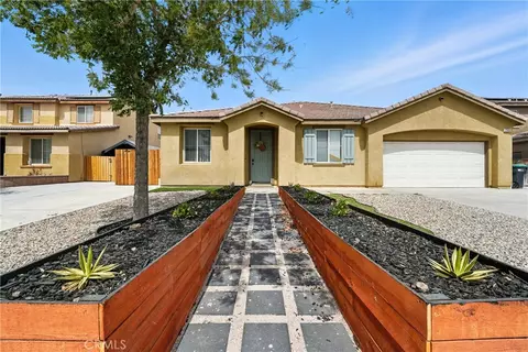 2351 Alpaca Ave, Rosamond, CA 93560