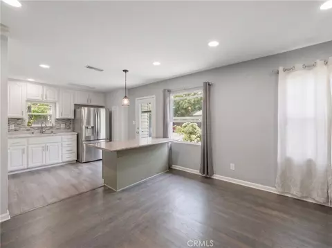 Living - 1164 Mentone, Pasadena, CA 91103 photo 1 of 5