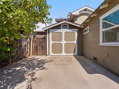 Exterior - 1164 Mentone, Pasadena, CA 91103 photo 3 of 15