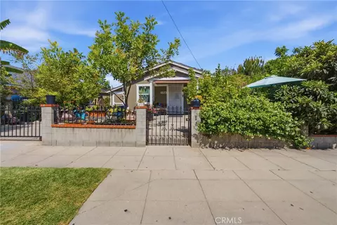 Exterior - 1164 Mentone, Pasadena, CA 91103 photo 8 of 15