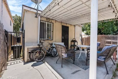 Exterior - 407 E Sunset, Long Beach, CA 90805 photo 3 of 6