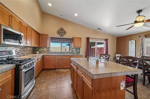 Kitchen - 14375 Caroline, Adelanto, CA 92301 photo 1 of 4