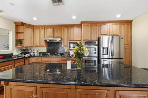 Kitchen - 6545 Dos Rios Rd, Downey, CA 90240 photo 1 of 4