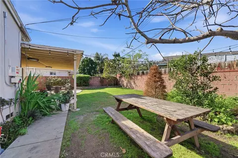 Exterior - 6545 Dos Rios Rd, Downey, CA 90240 photo 3 of 6