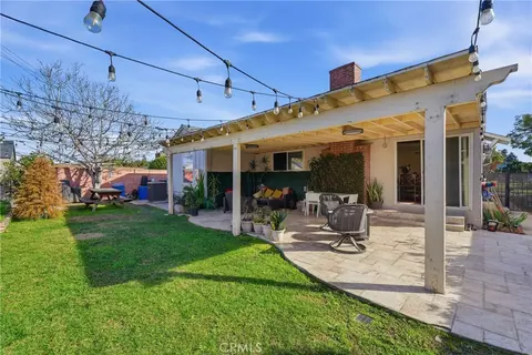 Exterior - 6545 Dos Rios Rd, Downey, CA 90240 photo 6 of 6