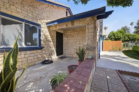 Exterior - 2851 Pleasant St, Riverside, CA 92507 photo 3 of 14