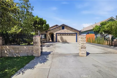 Exterior - 2851 Pleasant St, Riverside, CA 92507 photo 11 of 14