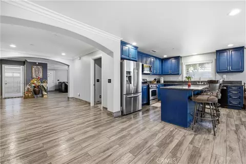 Entry Way - 2851 Pleasant St, Riverside, CA 92507 photo 1 of 4