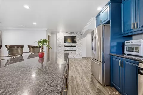 Kitchen - 2851 Pleasant St, Riverside, CA 92507 photo 6 of 7