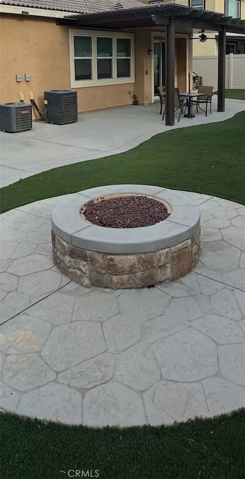 Exterior - 37779 Nova Ave, Palmdale, CA 93552 photo 5 of 7