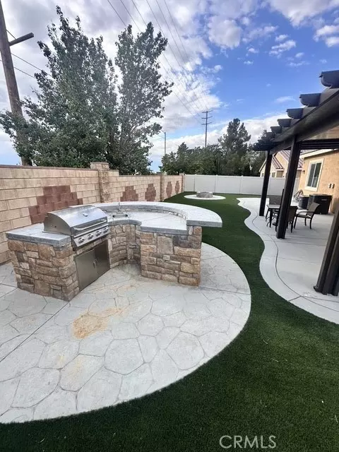 Exterior - 37779 Nova Ave, Palmdale, CA 93552 photo 3 of 7