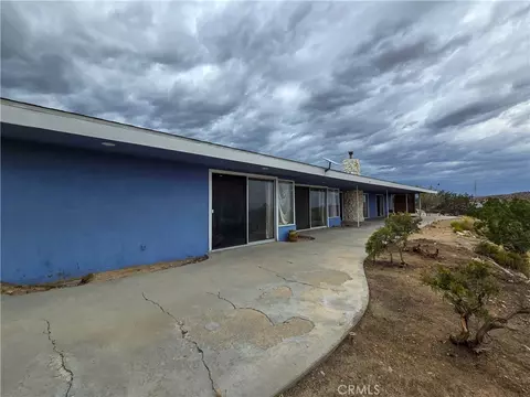 Exterior - 31611 157th E, Llano, CA 93544 photo 5 of 18