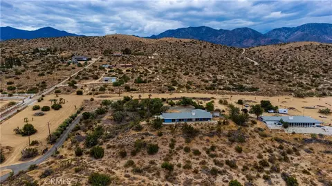 View/Area - 31611 157th E, Llano, CA 93544 photo 4 of 12