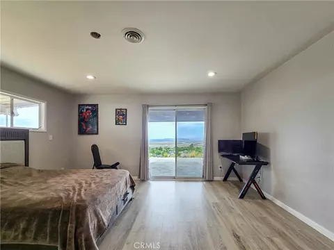 Bedroom - 31611 157th E, Llano, CA 93544 photo 4 of 7