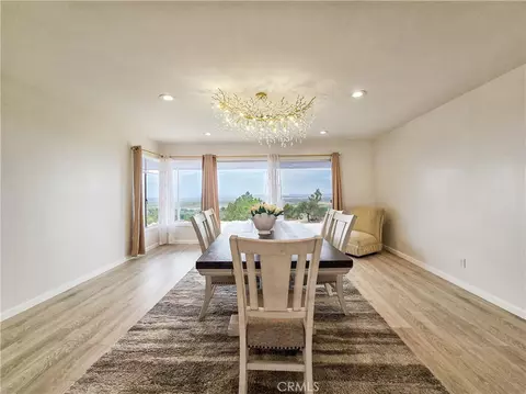 Dining - 31611 157th E, Llano, CA 93544 photo 2 of 4