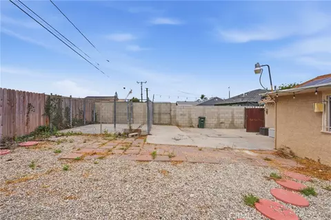 Exterior - 2412 W Tichenor St, Compton, CA 90220 photo 2 of 3