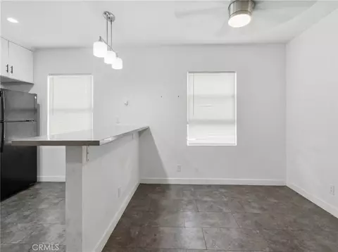 Living - 428 E Oaks, Compton, CA 90221 photo 7 of 9