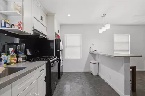 Kitchen - 428 E Oaks, Compton, CA 90221 photo 1 of 3