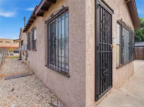 Exterior - 428 E Oaks, Compton, CA 90221 photo 5 of 9
